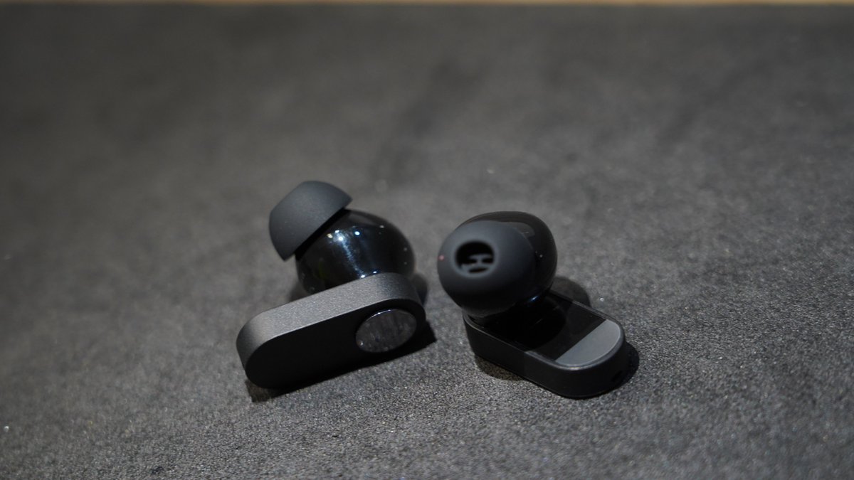 GizNext's tweet photo. Experience some aesthetic pleasures of the ever-stylish OnePlus earbuds that comes with minimal yet quality design with an uncompromised sound quality feature.
Drop a ♥️, if you like these shots!
@OnePlus_IN
#oneplus #oneplusindia #oneplusearbuds #bestearbuds #earbuds2022 https://t.co/Sz7UurUDgS