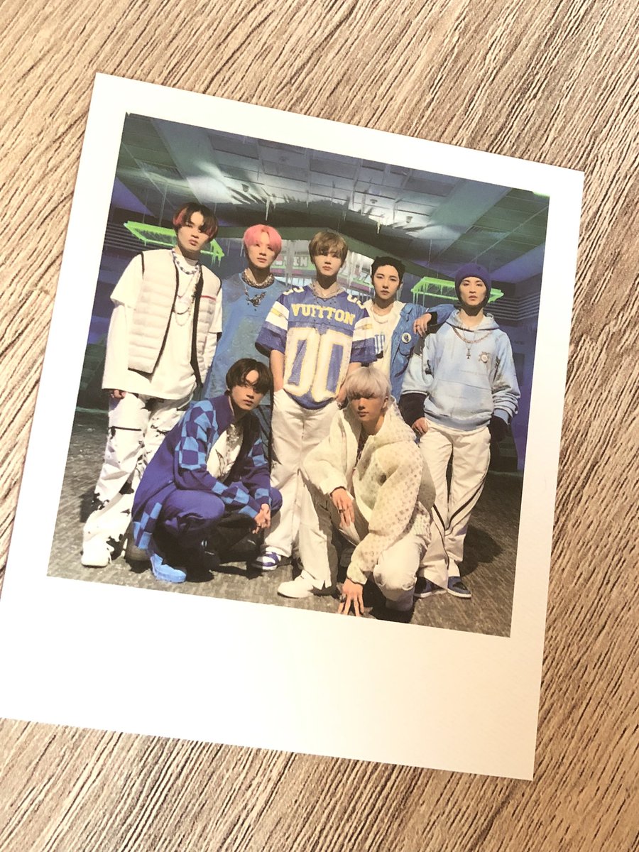 Mei__here's tweet photo. Thankyouu so much @renjun_chang for the secured packaging!! 😭 You wrap it so nice tho 😍 #rcfeedback https://t.co/297Z9Jtjxy