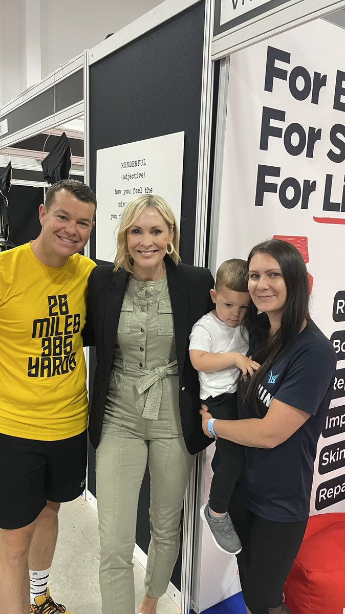RunDaddyRun16's tweet photo. Absolutely loved the @nationalrunshow at the weekend. So inspiring to listen and meet the likes of @Mo_Farah @paulajradcliffe @Jennifalconer & Steve Cram.
🏃♂️🏃♀️
#rundaddyrun #runshow #nationalrunningshow https://t.co/uGhaC1V4eK
