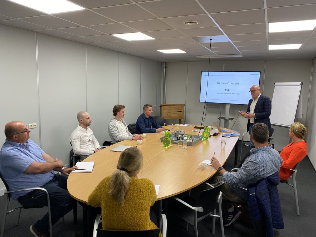 Business Club N.V. tweet media