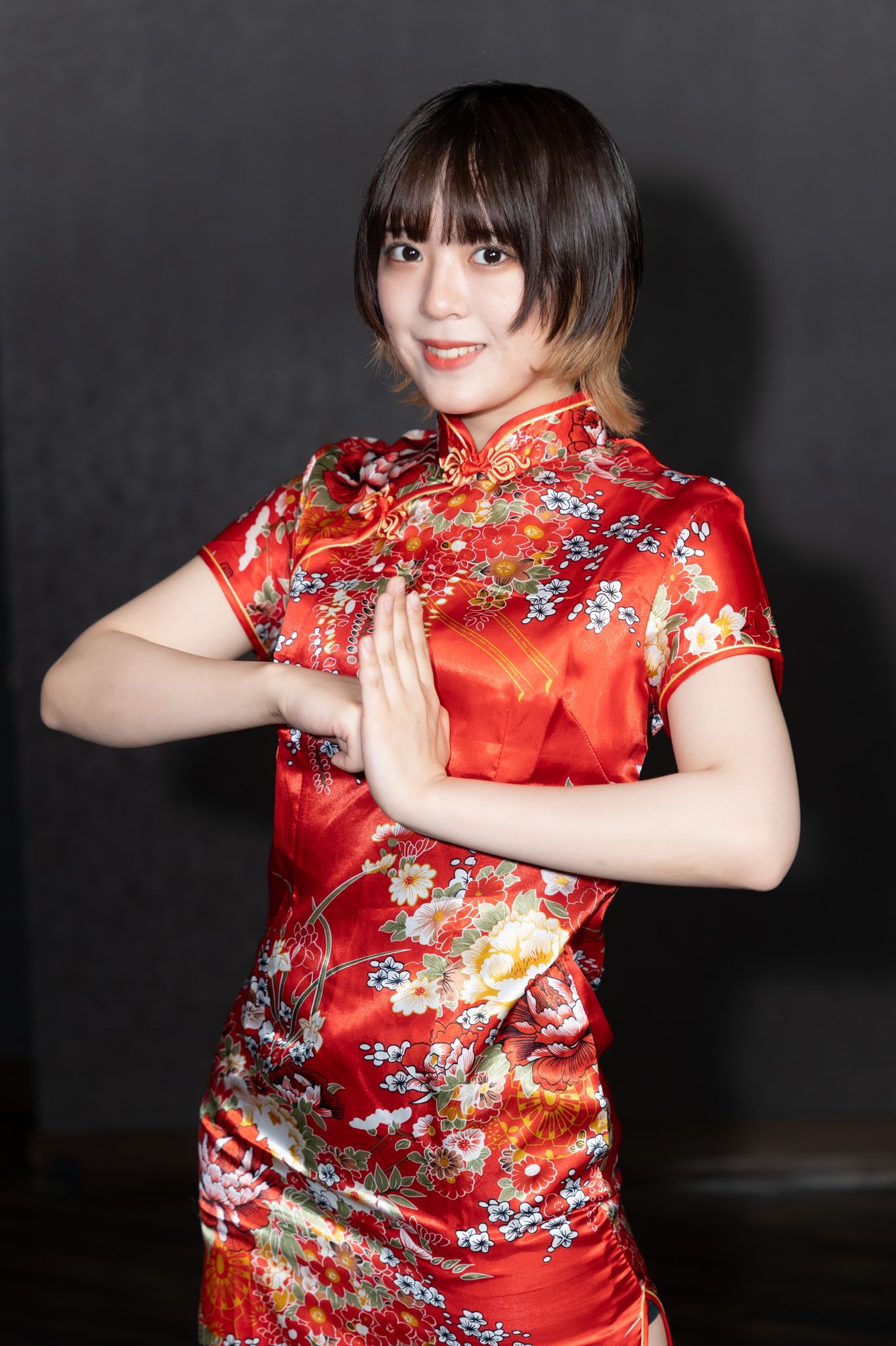 仮面女子 公式ツイッター チャイナ服公演 アリス十番 大鈴はるみ スチームガールズ 小島夕佳 橋本友梨英 宮瀬みあ 仮面女子 チャイナドレス T Co Mfzkf9v7v8 Twitter