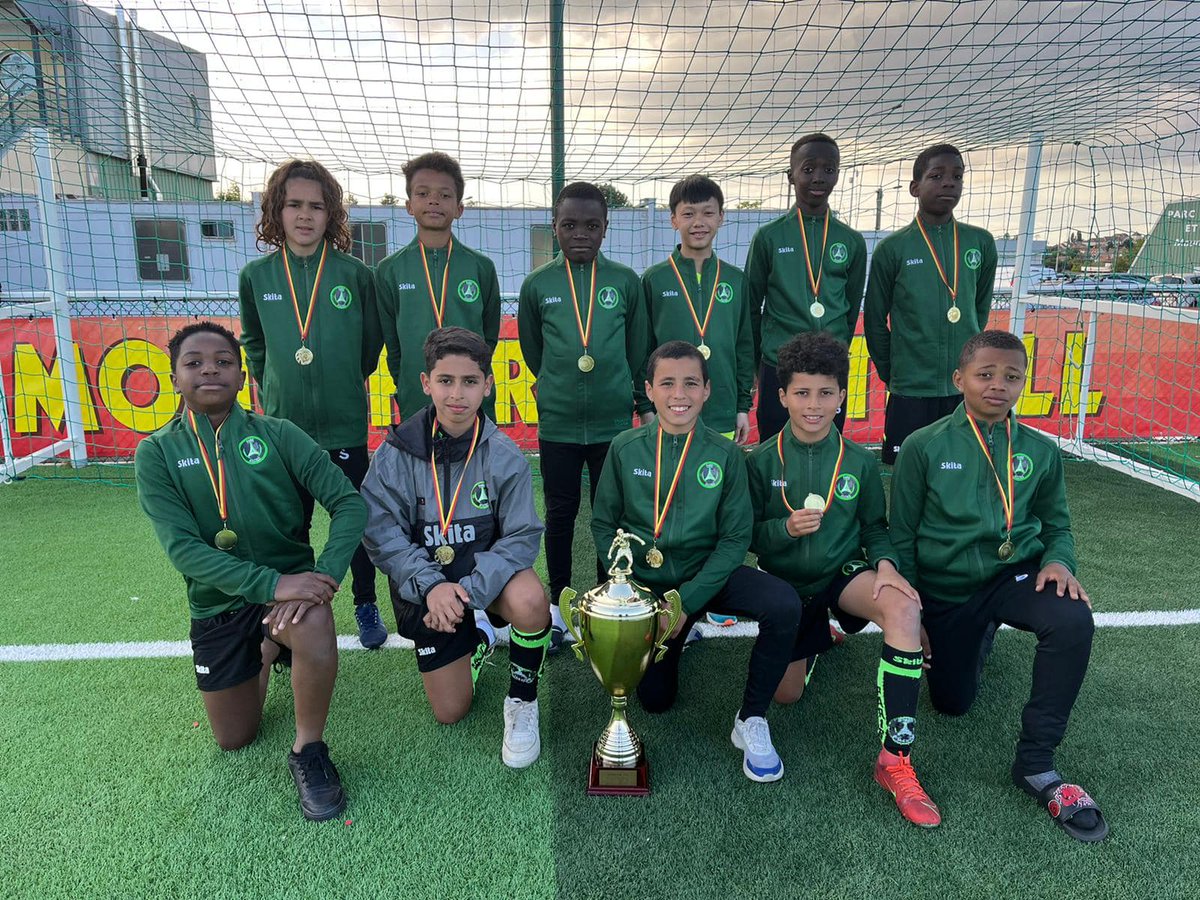 Paris13Atletico's tweet photo. Félicitations aux U12 du Paris 13 Atletico pour leur 4e place sur 16 à la #TowerCup, tournoi organisé par l'ESA Linas-Montlhéry le week-end dernier. Les protégés d'Abdramane Diakhité sont allés jusqu'en demi-finale, tombant face au vainqueur : l'US Torcy. Bravo ! 👏 https://t.co/illwq3GJ9J