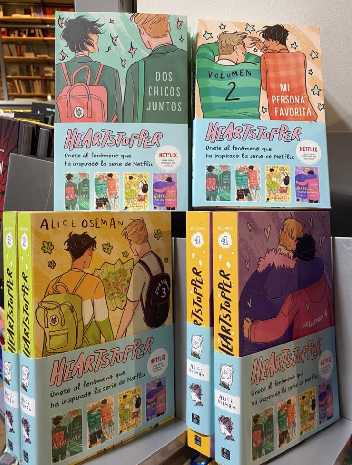hersolibreria's tweet photo. Acabamos de reponer la colección de #heartstopper !!! y de milagro!! No te pierdas la nueva serie de la temporada en @netflixes y los libros en los que se ha basado la serie!!! #mipersonafavorita #doschicosjuntos #aliceoseman @aliceoseman @planetadelibros https://t.co/yNsBwNwxBr