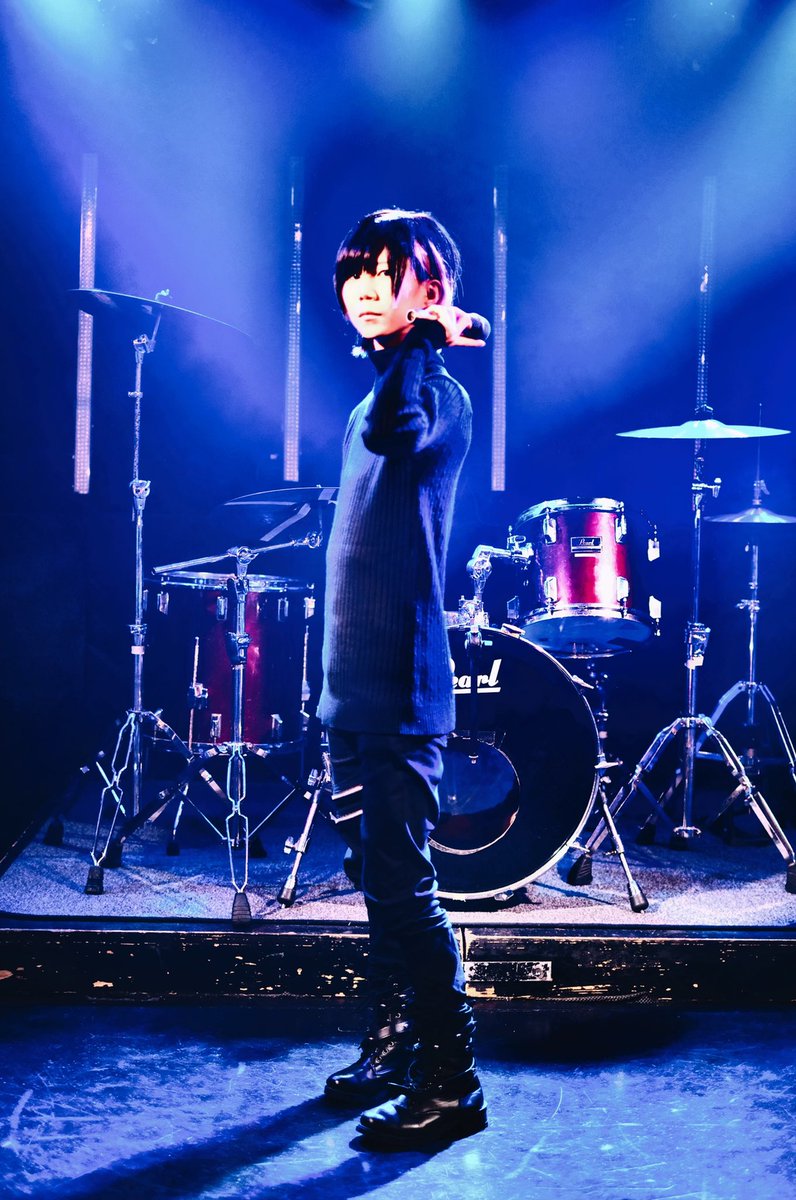 cosloid's tweet photo. Vo.高於の子育て
Ba.山本の体調不良により

生ライブができておらず
申し訳ありません😭💦

そんな中
待ってくださる優しい皆さまに
感謝の気持ちでいっぱいです🙏💓

映像・音楽作品を
皆さまにお届けできるよう
準備中です🙇‍♂️🎤🎸🥁

ぜひ、楽しみに
お待ちくださいませ😍💓

#COSLOID
#男装 #バンド https://t.co/VSx1yTMlQv