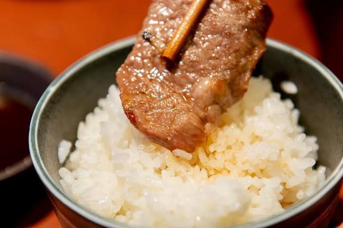 @ddd_dhr うま…うま… 