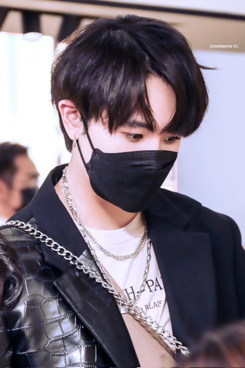 CooperPoyFC's tweet photo. ขอผมทรงนี้ทุกงานเลยได้ไหมคับ... หล่ออะ🥺❤️
#ปอยปี้เอ๋อแท้ไม่ปรุงแต่ง 
#JoMaloneLondonTH 
#PerfectPresent  #JoBots https://t.co/gFBOCRZxSt