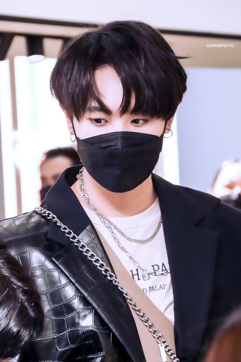 CooperPoyFC's tweet photo. ขอผมทรงนี้ทุกงานเลยได้ไหมคับ... หล่ออะ🥺❤️
#ปอยปี้เอ๋อแท้ไม่ปรุงแต่ง 
#JoMaloneLondonTH 
#PerfectPresent  #JoBots https://t.co/gFBOCRZxSt