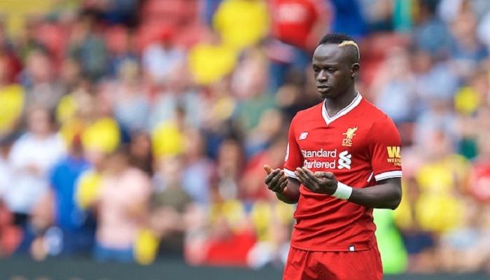لاعب  ليفربول ساديو ماني: أنا لا أشرب الخمر لأنها محرمة، وديني مهم جدًا بالنسبة لي، ووالدي إمام مسجد في قريتنا في السنغال وهو يؤنبني على قصة شعري ويتصل بي دائمًا يحثني على الحفاظ على الصلاة و قراءة القرآن الكريم.