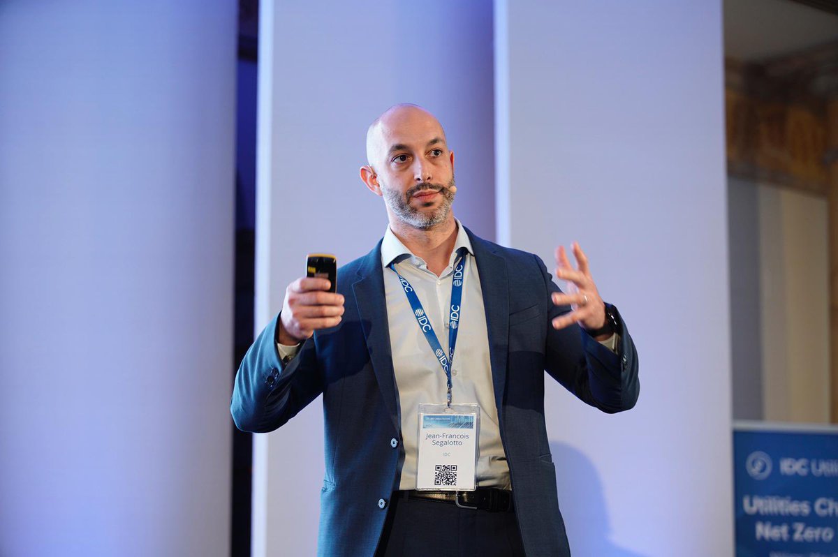 IDC | Benelux (@idcbenelux) on Twitter photo The power-transportation coupling (esp public fleets) is a low hanging fruit
<a href="/JSegalotto/">JF Segalotto</a> at the IDC European #Utilities Executive Summit in Malaga Spain 🇪🇸 #IDCUES22 The power-transportation coupling (esp public fleets) is a low hanging fruit
<a href="/JSegalotto/">JF Segalotto</a> at the IDC European #Utilities Executive Summit in Malaga Spain 🇪🇸 #IDCUES22