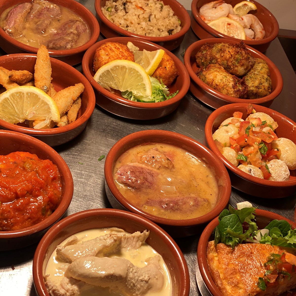 ***Its Tapas Tuesday***
The day has arrived the smells from the kitchen are amazing.
Space still available served from 5 pm call 01669 620334 or message us. 
12.50 for 3 dishes still great value.