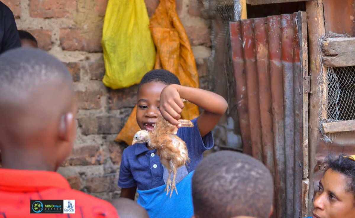 Meyarmoses's tweet photo. For children/teenagers to appreciate the 'giving process' &caring for others,allow them opportunities 2interact W beneficiaries of their givings/donations in a participatory approach instead of enforcing t on them!
We involved some in a #slumcommunity outreach,this' how it went; https://t.co/jpibvQ6AxK