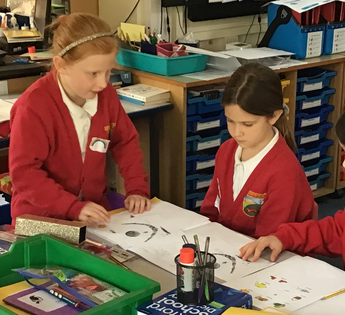 HighamRISE's tweet photo. #Class2 working as archaeologists to understand why some evidence is not reliable. #history
#learningthroughtalk #workingtogether #flourishing #challenge @voice21oracy @Rise_MAT https://t.co/1swoSGrL71