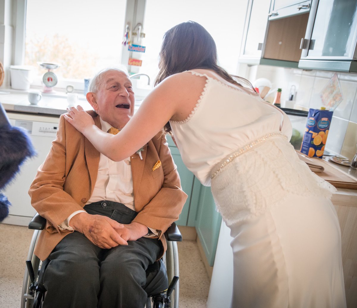 Clare Laxton 💙 tweet media