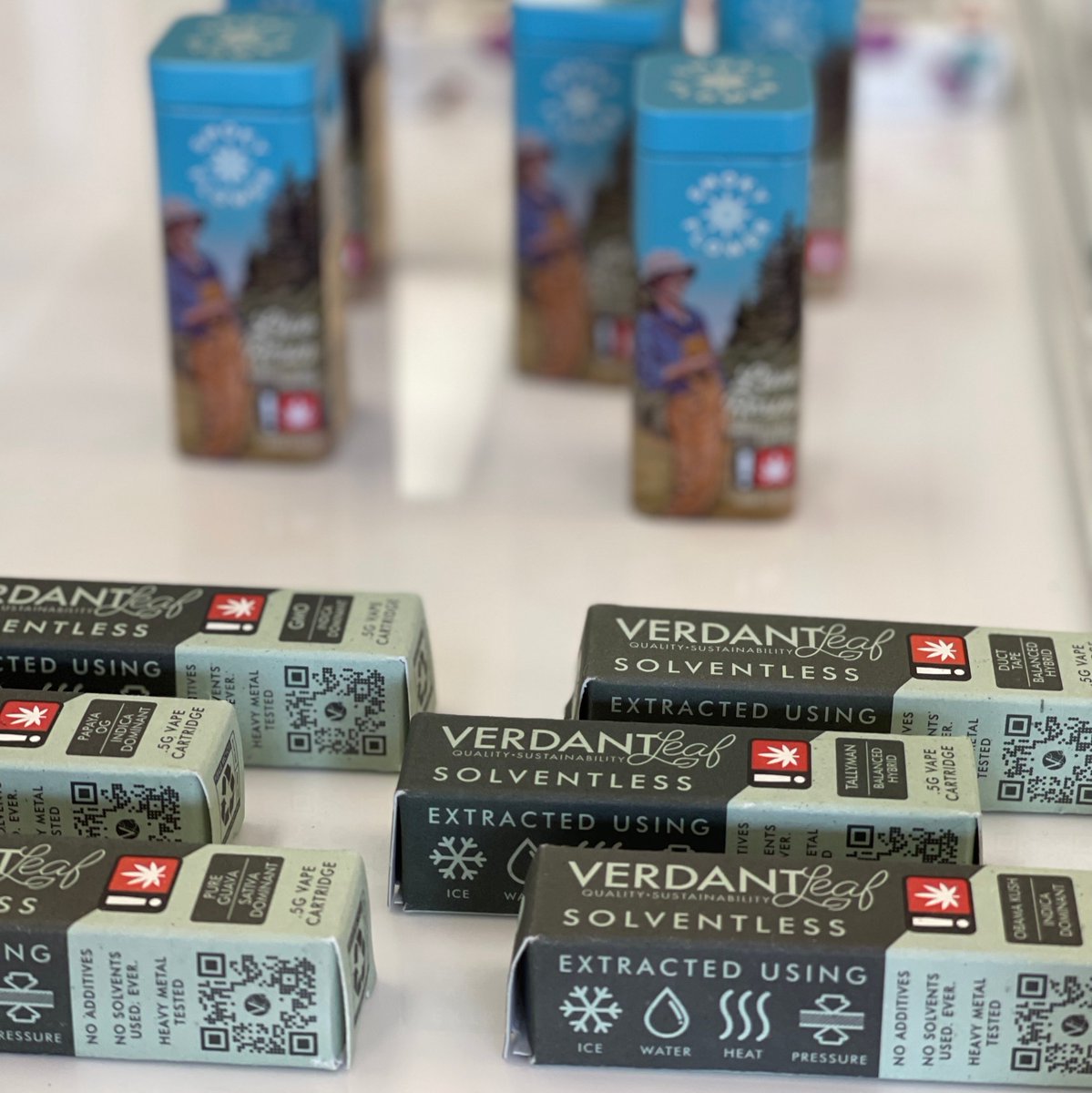 broscannabis's tweet photo. Verdant Leaf 1/2 gram carts available in store.😍
.
.
.
.
.
.
#503 #50tree #marijuanawomen #cannaqueen #pdxweed #dispo #cannabiscommunity #weedfunny #weeddeals #newdispensary #grandopening #munchies #metime #selfcare #420sale #4202022 #420 #420deals https://t.co/F2RLZPPb13