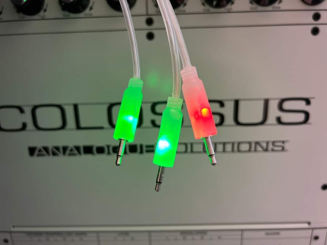 ASUKLTD's tweet photo. π₯ Analogue Solutions LED CV Patch cables illuminate more vividly when your music is guaranteed to be a hit! π΅πΆπΉπ½ (not really, but they are awesome regardless!) π΄π’
.
.
#colossus #colossussynth #analoguesolutions #ledpatchcables
#studiolife #studiogear #gearlust https://t.co/erNHnd61Gt
