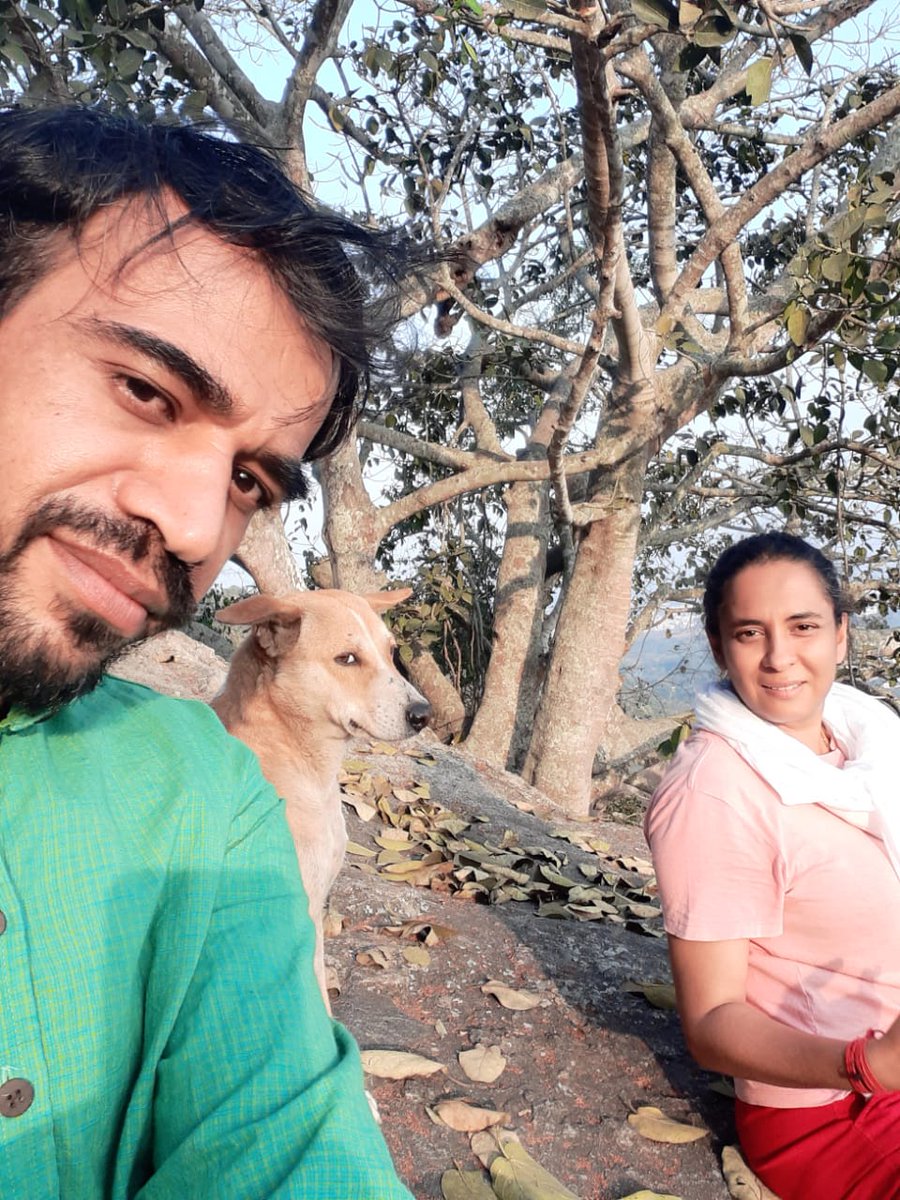 MuruganShruti's tweet photo. Magnificent #Mysuru had so much to offer in its slow paced lifestyle. Climbing up to Sadhguru spot was the highlight of our trip. Our furry friend who we found on the hill guided us to the spot & back. He even stayed & meditated. #noteveryday #dogsneednowords https://t.co/KZ3vrwlrwU