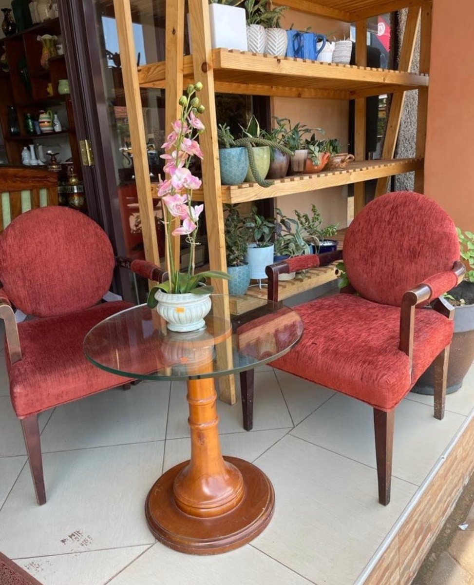 HomeGoods_Ug's tweet photo. A beautiful living room and a warm kitchen is what makes a house a home.

Make your house a home by ordering all your kitchenware &amp; home decor from #HomeGoodsUg. Simply call 0782328249/0705600225 for the best deals and discounts. https://t.co/flGDi2Uq1f