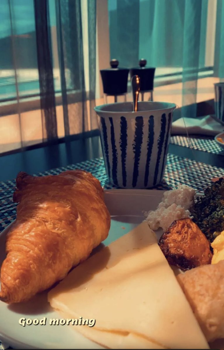 hyatiiii's tweet photo. ويخبرنا الصباح أن في الحياة حياة نعيشها بمتعة جديدة وتفاصيل تستحق الاهتمام 

#نسيم_منور
#اللحظة
#تصويري https://t.co/gAxJyEdNGy