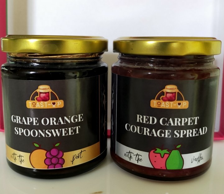 poohjaanena's tweet photo. Hello hello!! The sexiest sultriest Toast Up Combo of Red Carpet Courage Spread and the Grape Orange Spoonsweet at an unbelievable price! 
(Itne price mein u get only the #tippleads by the way.. 😜 ) Order now from the below link! 
https://t.co/gA83J7WgY6 https://t.co/vCIDautY6h