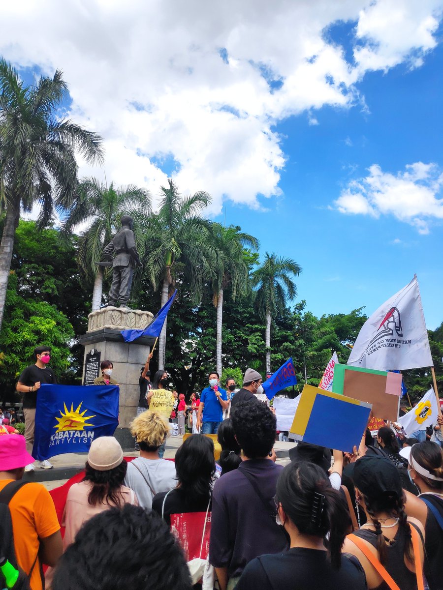 WheresTep's tweet photo. Tumindig! Tara sa Liwasang Bonifacio. https://t.co/WfcSw04jO9