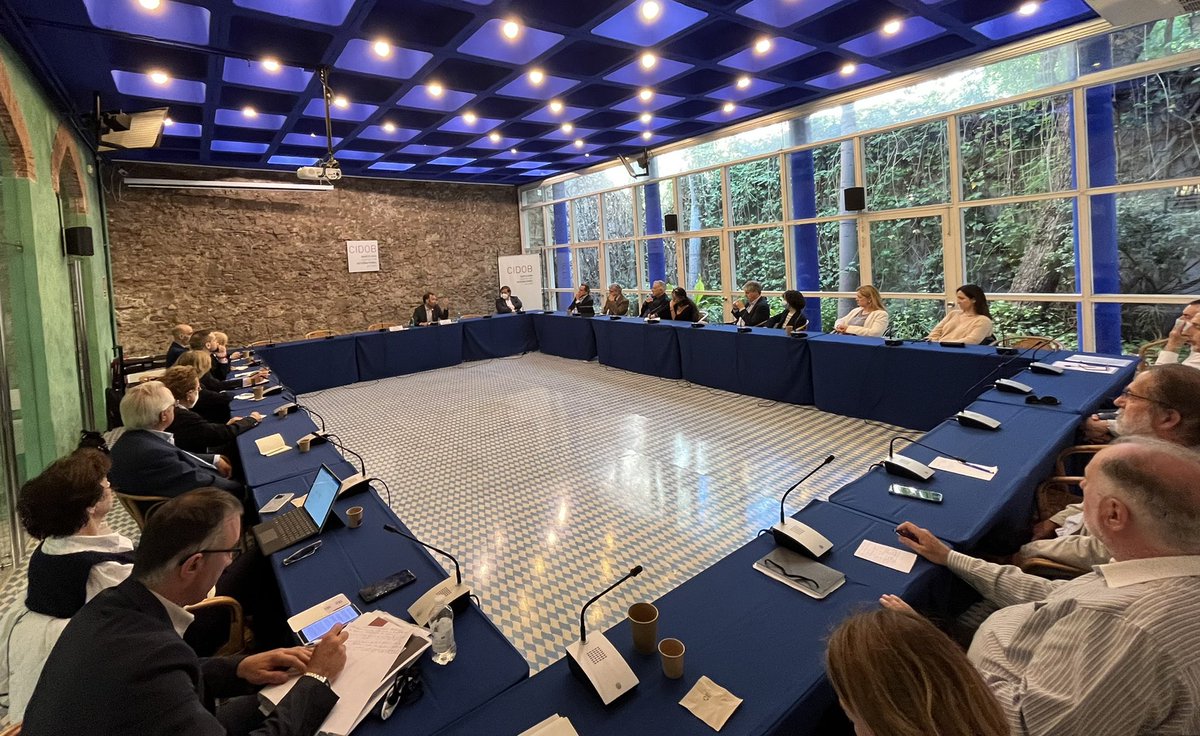 “India no se posiciona porque espera que Rusia, en caso de un enfrentamiento entre China e India, tampoco se posicionara” <a href="/polmorillas/">Pol Morillas</a> analiza el comportamiento de las potencias del Sur Global respecto a la guerra de Ucrania en esta sesión con socios y socias de <a href="/CidobBarcelona/">CIDOB (Barcelona Centre for International Affairs)</a>