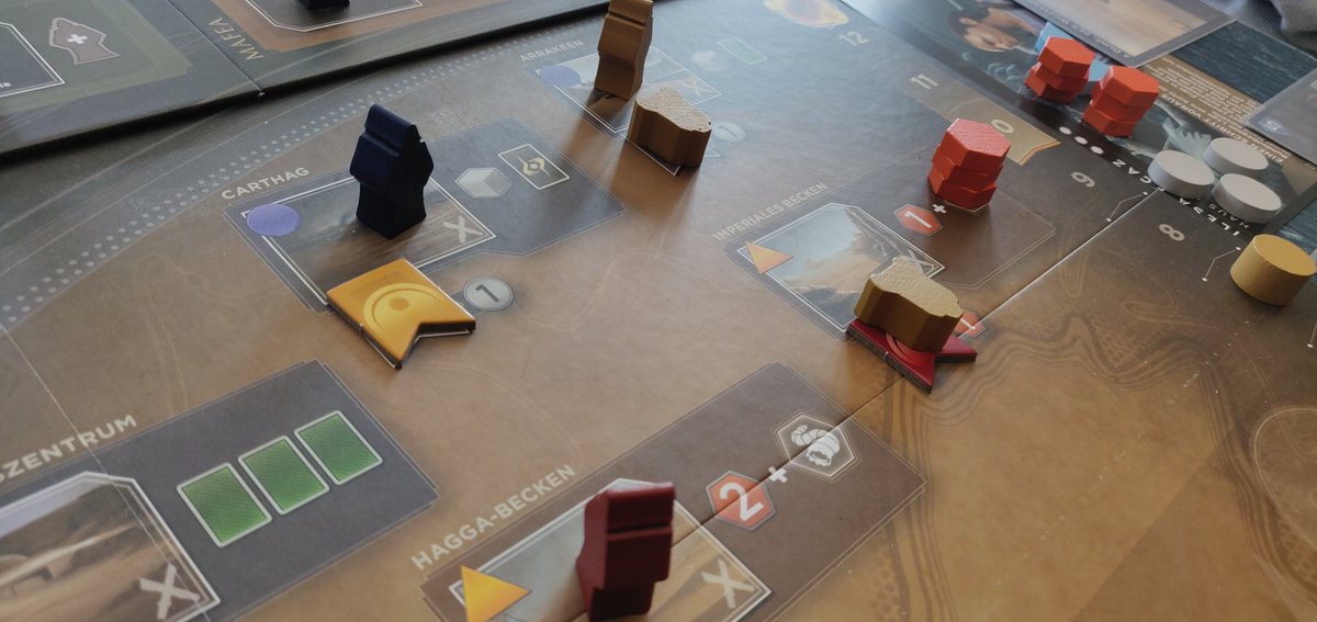 Yellowgeekbear's tweet photo. ALL YOUR BASE ARE BELONG TO US.
Wenn das #Bärperium zeitweise alle umkämpfbaren Locations auf Arrakis kontrolliert bei #DuneImperium #RiseofIX.
Verneigt euch vor dem zukünftigen
Padischah-Imperator! 😎 https://t.co/UDHvxqjVrl