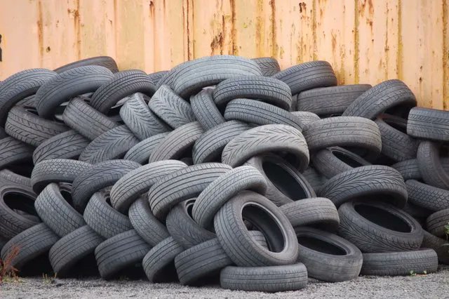 Council to start taking old tyres at trade waste site buff.ly/3yHAF6b