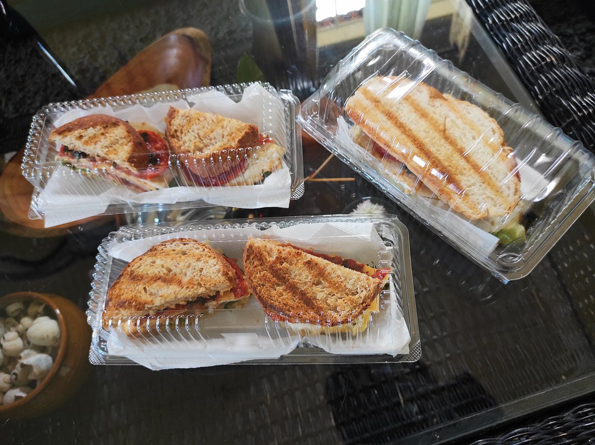 GardenMw's tweet photo. We're taking your Breakfast and Lunch orders for tomorrow's deliveries🥪🥪🔥🔥

MK2500 for the Exquisite Egg Sandwich and MK3000 Mad 🥓🍳

Delivery is free in BT CBD, Poly, Limbe Post Office area and Along the highway.

Contact 0997361553 https://t.co/G2NgNTDMvd