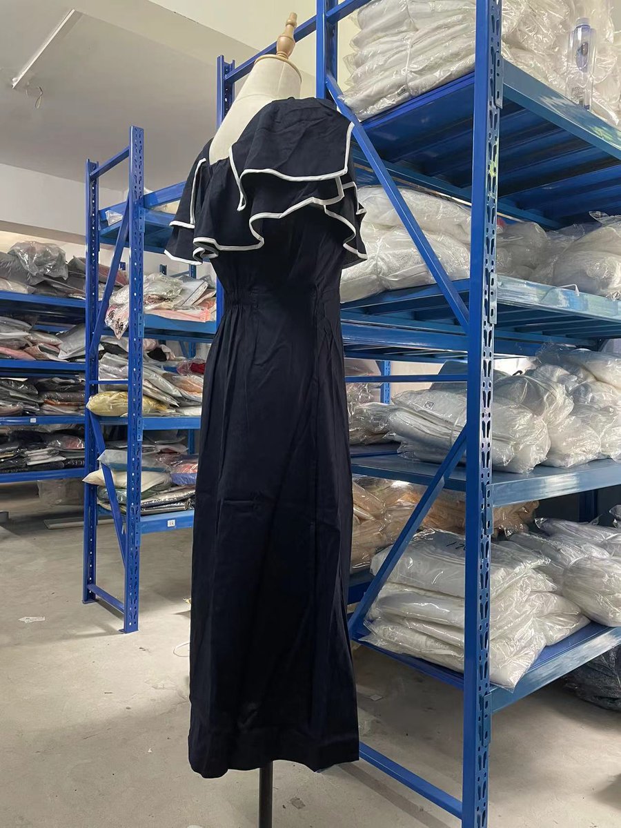fubail_service's tweet photo. フリルカラーノースリーブワンピース
商品コードF3687のダークブルーの実物写真です。
ご参考になれば幸いです。

#fubail #夏物 #ワンピース#sale#snidel#herlipto#スナイデル#Apuweiser-riche#同型 #セール#レディースファッション#通販#プチプラコーデ#おしゃれさんと繋がりたい https://t.co/Ig7cc8ep8H