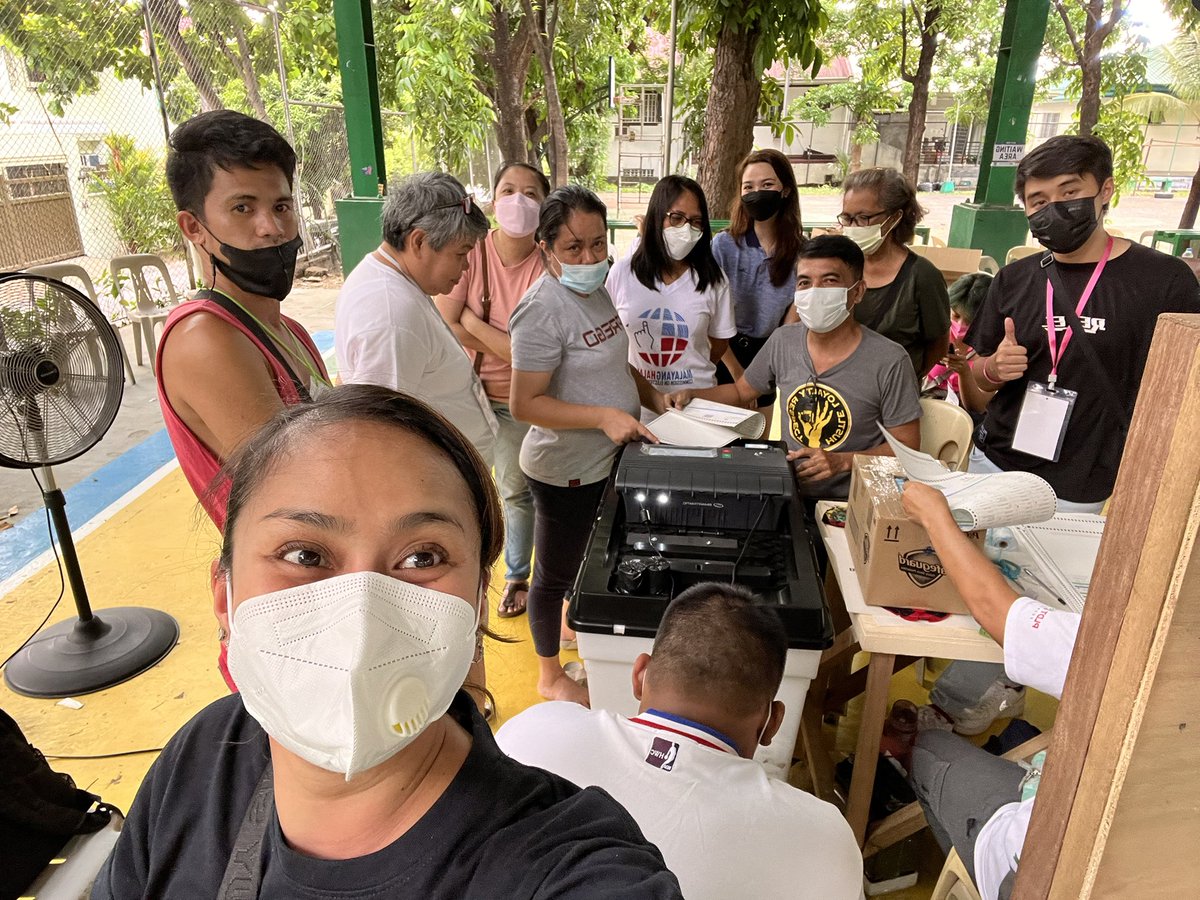 Last 100 votes more for precinct 879 North Susana, District 3 QC Matandang Balara #HalalanPH2022 #Election2022PH