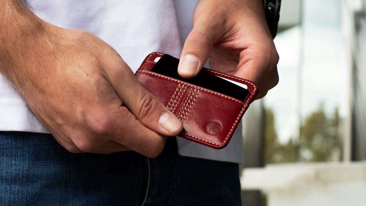 TheGameWallet's tweet image. On the way to the cricket? Hold your cards securely with The Slip cardholder. Perfect for the cricket minimalist. thegame.cool/collections/sh…