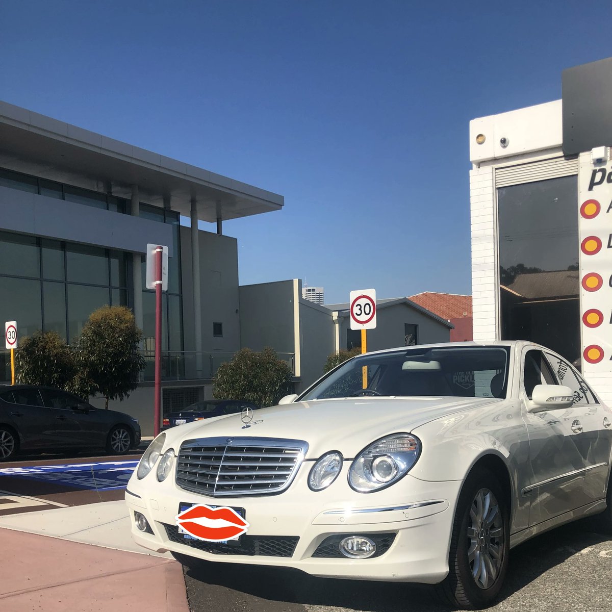 PaceAutoWerks's tweet photo. "The Best or Nothing" - Mercedes-Benz 

#PerthMechanic #WestPerthMechanic #PerthMercedes #Perth #PaceAutoWerks #PerthSmallBusiness #luxury #luxurycars #instacars #Mercedes #Mercedesbenz #cargram #carlovers https://t.co/iUAt08UYGR