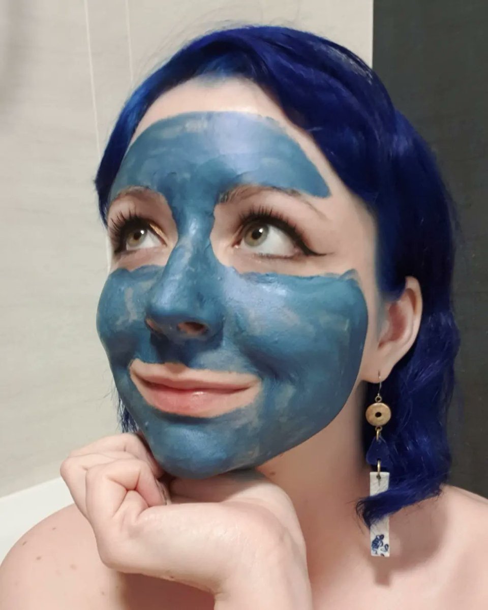 Nikki MacRae tweet media