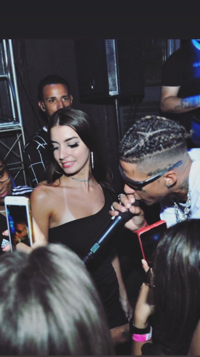 seveniprod's tweet photo. Aiii Caliiiicaaaa…🔥🔥🔥

 Um pouquinho do que foi esse show brabo tô putífero @pkdelass na boate mais carioca da Lapa @boatebaronesa 😍🥵🔥🔥🔥 https://t.co/BLZqAZt871