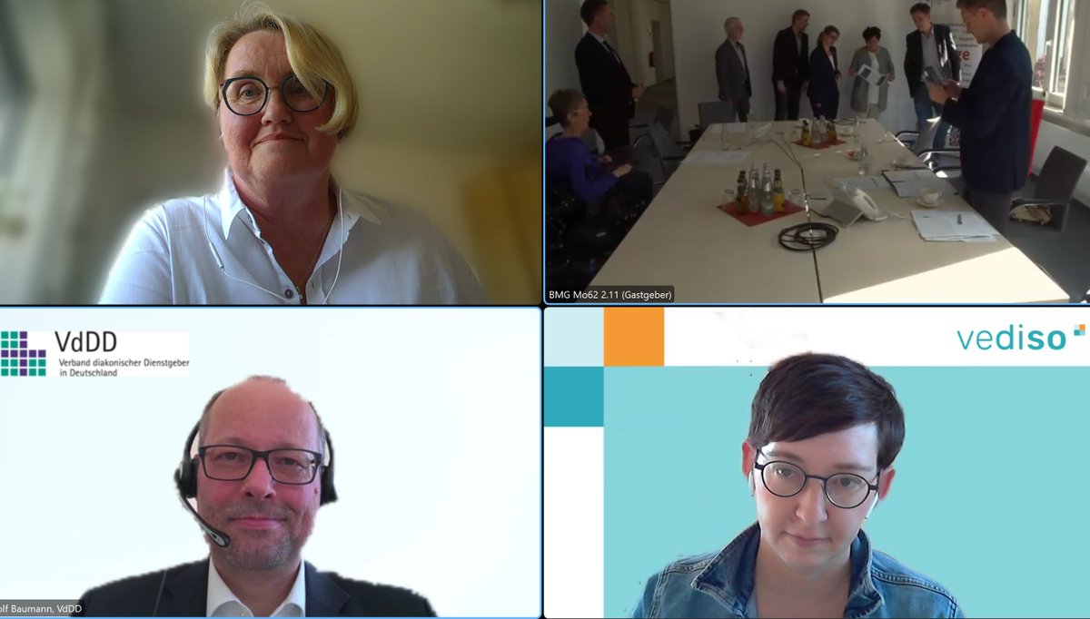DerVdDD's tweet photo. Die #Pflege muss bei der #Digitalisierung in den Fokus! Digitale Lösungen können Pflegende entlasten und Pflegedürftigkeit vermeiden. Unser Bündnis traf sich hierzu mit der Pflegebevollmächtigten Claudia Moll. (@bmg). @VKAD_web @FINSOZdigital @bvitg @Vediso_eV #DEVAP @DPflegerat https://t.co/gsUTu9grow