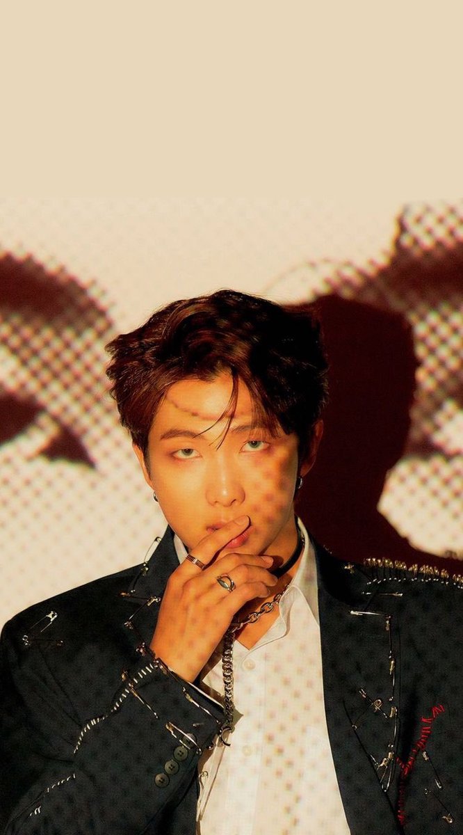 Ajummaforyou's tweet photo. Я снова хочу увидеть такого Намджуна🔥💔 #RM #BTS_Proof  @BTS_twt https://t.co/AaYNjcyDf6