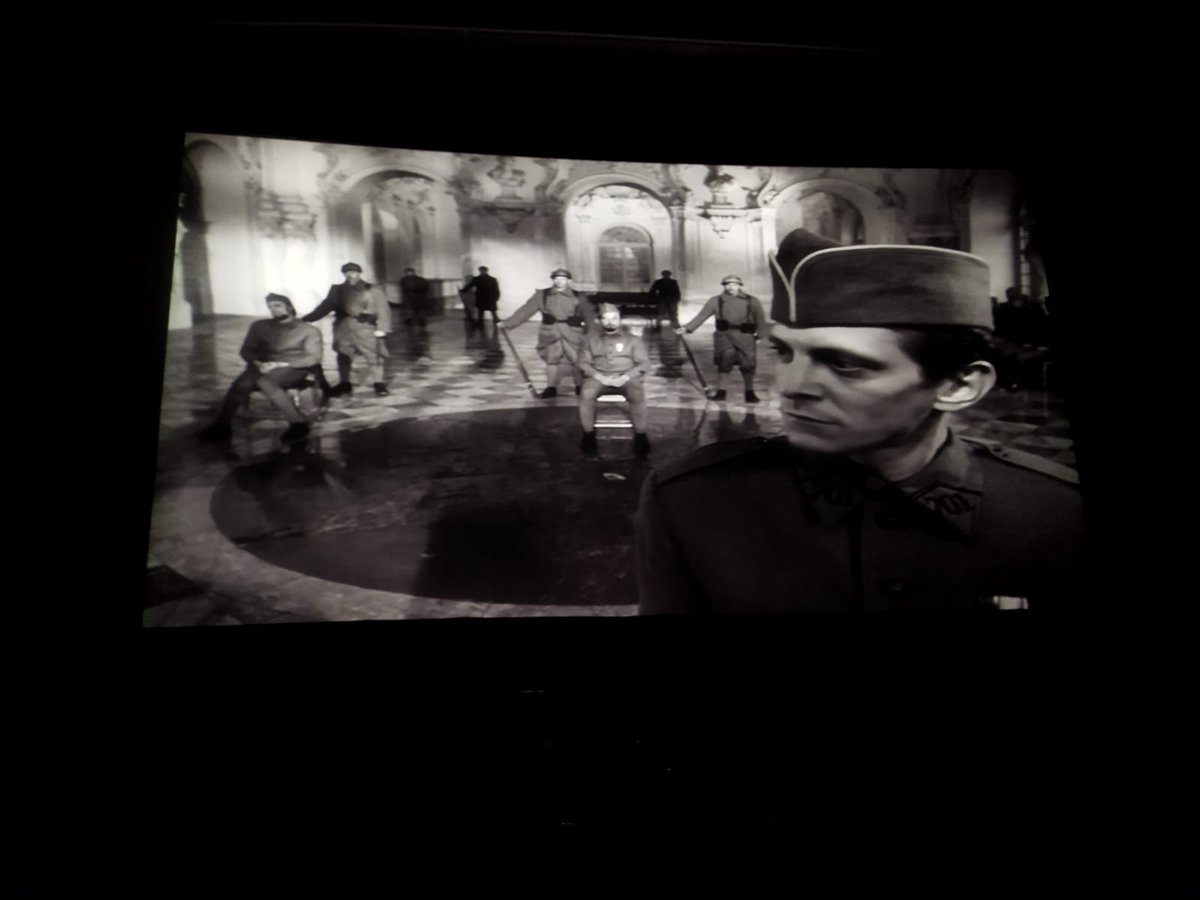 ICATERadvocats's tweet photo. Inaugurat ahir al @CinemaCatalunya el Xè Cicle #CinemaiDDHH organitzat x #ComissióDDHH @ICATERadvocats.
Us esperem a la sala d'actes del Col-legi a la propera sessió, dijous 19 de maig, a les 17.30 h. Consulteu el programa! 📽 https://t.co/B06hq45MLx https://t.co/tB6SrgDg7V