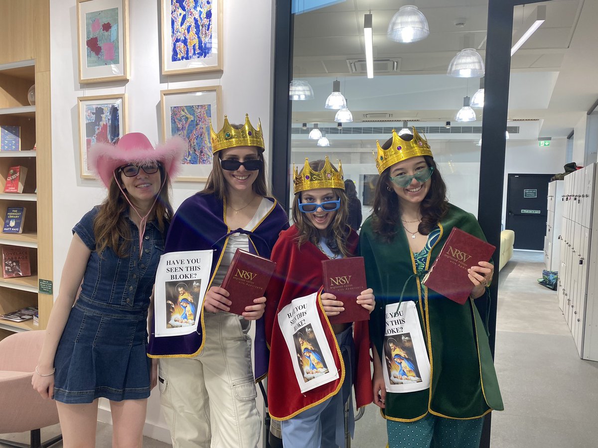 Sixth_WHS's tweet photo. In their final Tuesday of school, today Year 13 are dressing up as a character with the first letter of their name ..3 kings and Jessi from Toy Story #WHSSixthForm https://t.co/HT5AxlWvWN