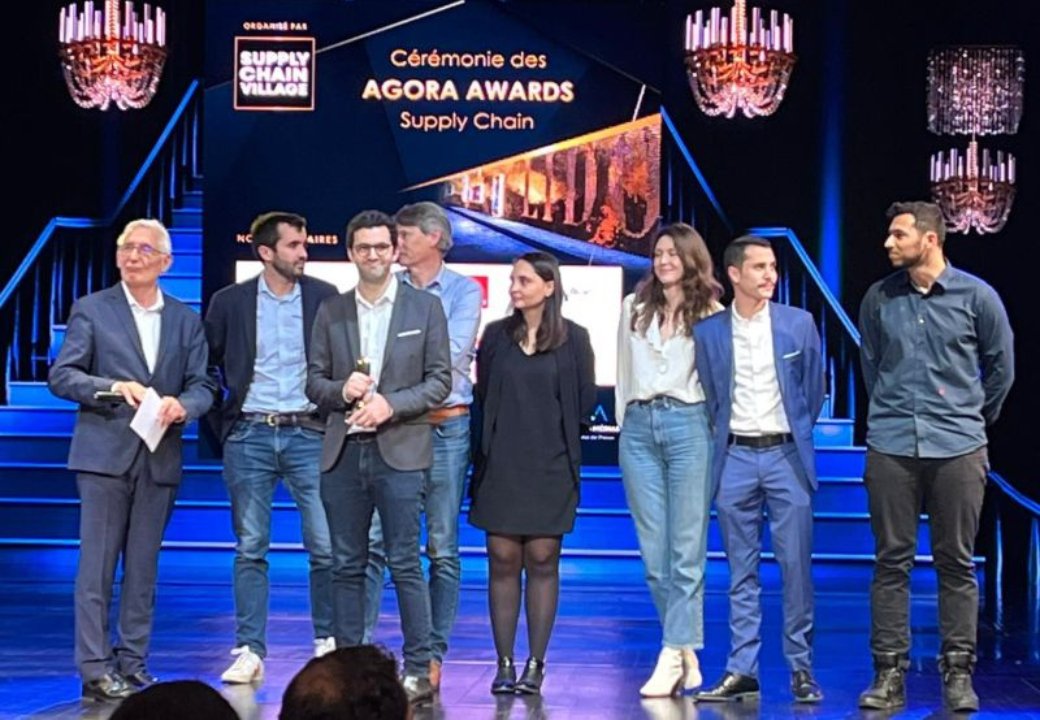 L'équipe Kardinal est fière de vous annoncer que nous avons reçu le Prix du Meilleur Système d’information lors de la toute 1ère édition de la cérémonie des AGORA AWARDS Supply Chain, organisée par <a href="/AgoraNewsSCV/">Supply Chain Village</a> 
Un immense merci aux membres du jury ainsi qu'aux organisateurs !