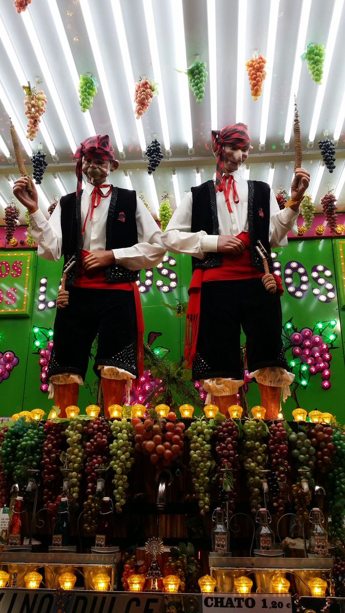 Ahora mismo en Sevilla dan positivo en Covid hasta estos dos.