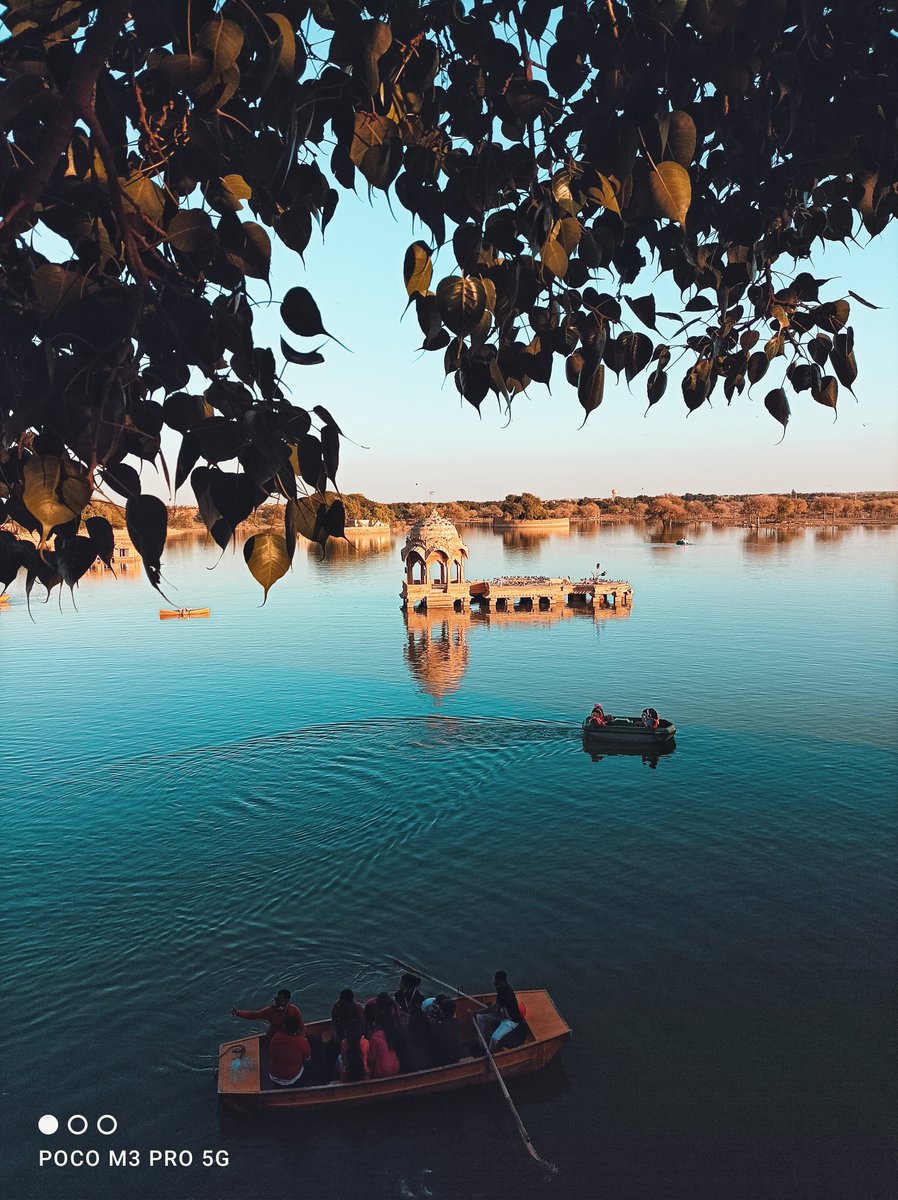 IndiaPOCO's tweet photo. The sound of water while boating>>>>>>>
#ShotOnPOCOM3Pro5G by Sudhanshu Sharma
#ShotOnPOCO #POCOM3Pro5G #POCOIndia https://t.co/y7Jjw6ABwr