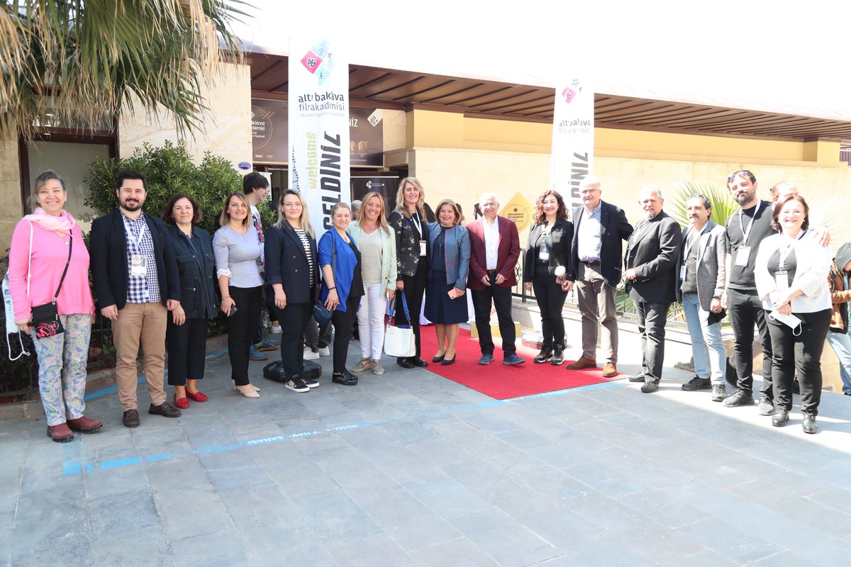 VII. Altın Baklava Film Festivali'nde açılış konuşmalarını; <a href="/hkunv/">Hasan Kalyoncu Üniv</a> Rektörü Prof. Dr. <a href="/TurkayDereli/">Türkay Dereli</a> ve Altın Baklava Film Festivali Koordinatörü ve <a href="/hkunv/">Hasan Kalyoncu Üniv</a> İletişim Fakültesi RTS Bölüm Başkanı Prof. Dr. Bülent Küçükerdoğan (<a href="/Bkerdogan/">Prof.Dr.Bülent Küçükerdoğan</a>) yaptı. 

#hkunv #altinbaklavafilmfestivali