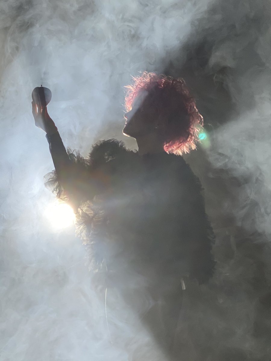 Watch the Official Fruit Video Premiere at 10AM GMT TODAY on our YouTube channel! Expect glitz, glamour and witchery… youtu.be/266QbhP4Ck4 &amp; click on the bell to set your reminder, we’ll be there in the chat so come say hi 🍉 

#musicvideopremiere #pop #newmusicvideo