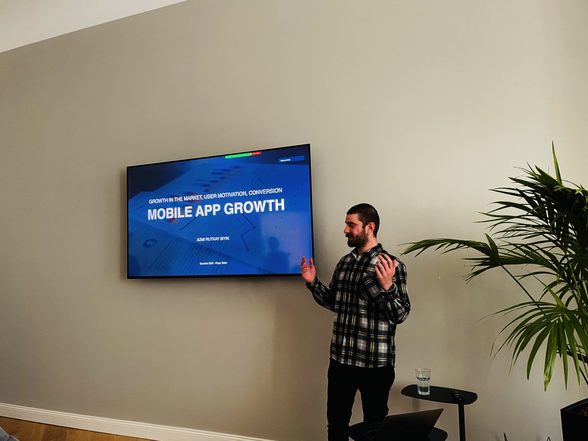 The time for a workshop has come again, and our Senior Cross-platform Developer Rutkay was ready to provide the Scanbot SDK team with exciting insights into App Store Optimization (ASO).