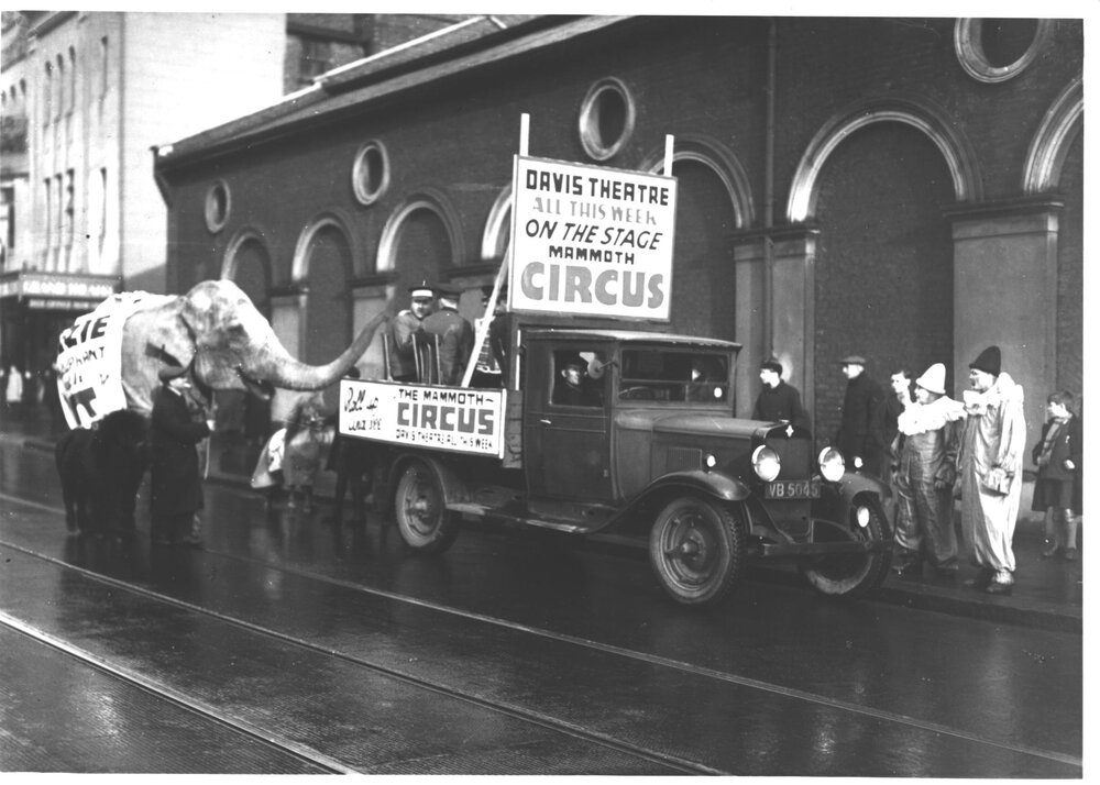 MuseumOfCroydon's tweet photo. Today marks the last live performance at the Davis Theatre in the High St. It opened on 18 Dec 1928 and boasted a stage, cafe, restaurant and dance floor. The final show was ‘Jazz at the Philharmonic’ with Ella Fitzgerald on 10 May 1959. https://t.co/bSDmzR7ytP
#CroydonLibs https://t.co/mcONwN83Zh
