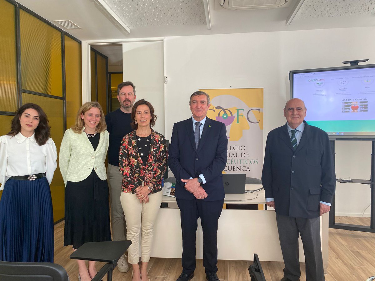 FEFCAMfarmacia's tweet photo. Ayer estuvimos en @COFCuenca con @abogadofarmacia @grandafarm @Mediformplus  abordando las cuestiones que más preocupan a las #farmacias de #CLM: la formación en gerencia, la prevención de sanciones y la defensa jurídica https://t.co/n4F78RMcp8