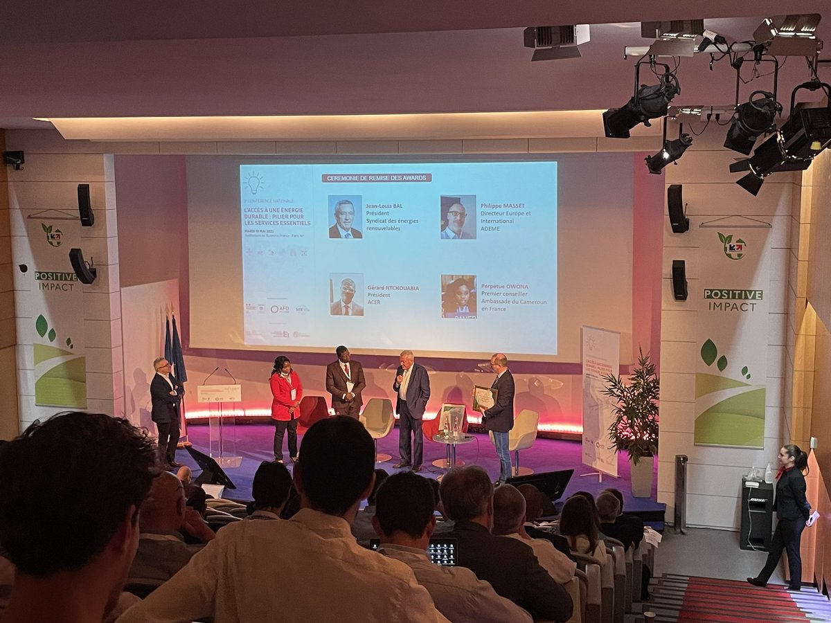 News Tank Energies (@tankenergies) on Twitter photo « L’accès à l’#énergie est une question fondamentale », insiste <a href="/JeanLouisBal/">Jean-Louis Bal</a>, président du @ser_enr
à l’ouverture de la conférence annuelle sur #accèsàenergie organisée par l’<a href="/ademe/">ADEME</a> <a href="/AFD_France/">Agence Française de #Développement (AFD) 🇫🇷 🇪🇺</a> et le SER
#Afrique #ENR #TransitionEcologique #Cameroun
Cc <a href="/businessfrance/">Business France</a> « L’accès à l’#énergie est une question fondamentale », insiste <a href="/JeanLouisBal/">Jean-Louis Bal</a>, président du @ser_enr
à l’ouverture de la conférence annuelle sur #accèsàenergie organisée par l’<a href="/ademe/">ADEME</a> <a href="/AFD_France/">Agence Française de #Développement (AFD) 🇫🇷 🇪🇺</a> et le SER
#Afrique #ENR #TransitionEcologique #Cameroun
Cc <a href="/businessfrance/">Business France</a>