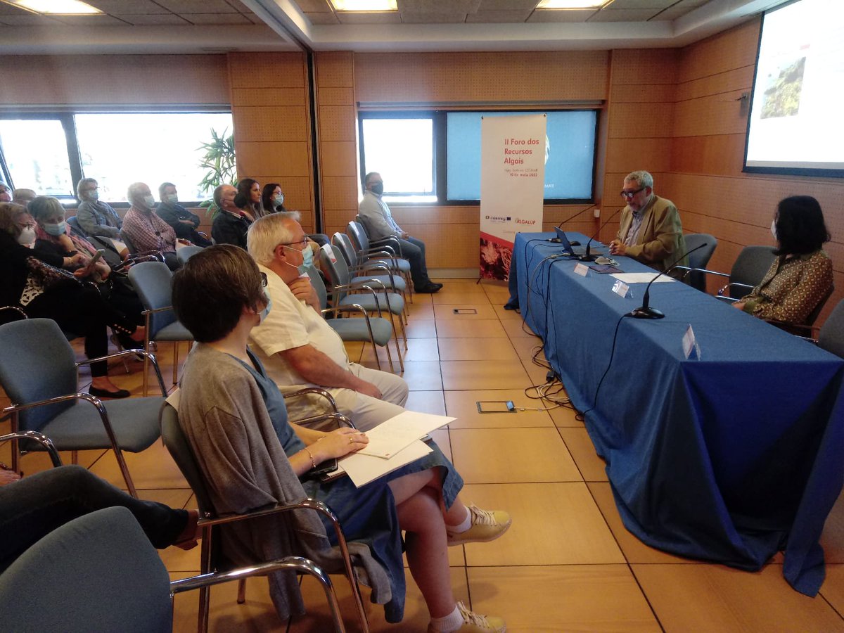 #IIForodosRecursosAlgais Jesús Troncoso, investigador de la <a href="/uvigo/">Universidade de Vigo</a>, y Martiña Ferreira, técnico de @anfacocecopesca, nos explican el estado actual del recurso en #Galicia y #Portugal y los avances en su cultivo