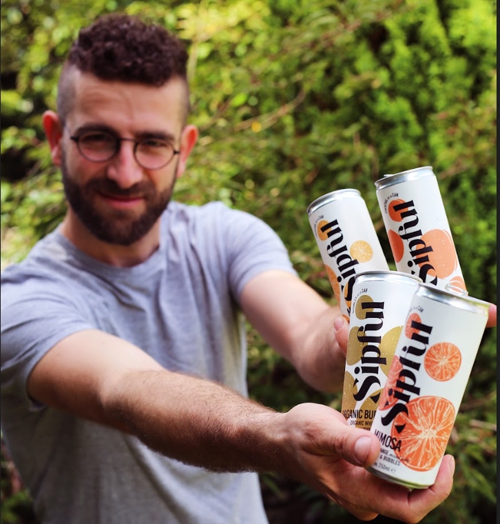 Grab 5 minutes with Darius 🥂 

Head over to our blog and read about Sipfuls driving force, a man with many a tale to tell! 🕺 Discover how he got us to where we are today 🤩  and where he's taking us in the very near future... 

#meettheowner #entrepreneur #darius #sipful ...