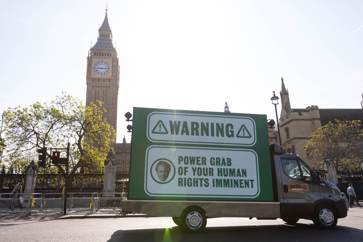 libertyhq's tweet photo. Today's #QueensSpeech will announce Gov's plans for the year – including ripping up our Human Rights Act.

More power for them. Fewer rights for you.

As they head to Parliament, we're letting Gov know the people see this power grab. They won't get away with it.

#SaveYourRights https://t.co/WllTsSojmE